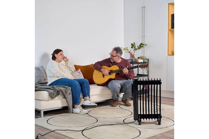 Öljytäytteinen lämmitin Black+Decker Digitaalinen Musta - Musta - Talo & remontointi - Ilmastointi - Lämmitys - Lampöpatteri