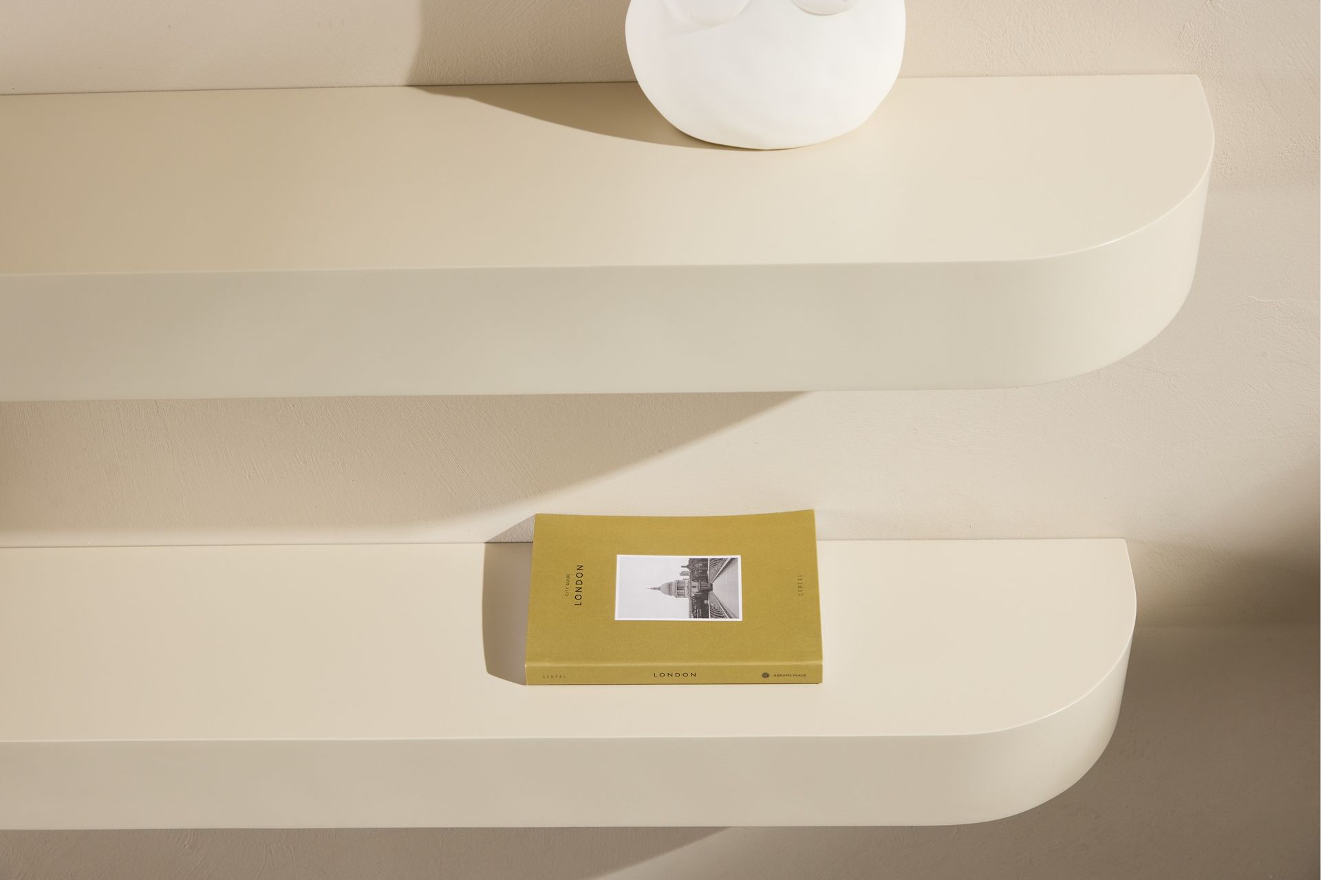 Glow Seinahylly 135 cm - Beige - Talo & remontointi - Keittiö & kylpyhuone - Keittiö & kodinhoitohuone - Keittiön sisustus - Keittiöhylly