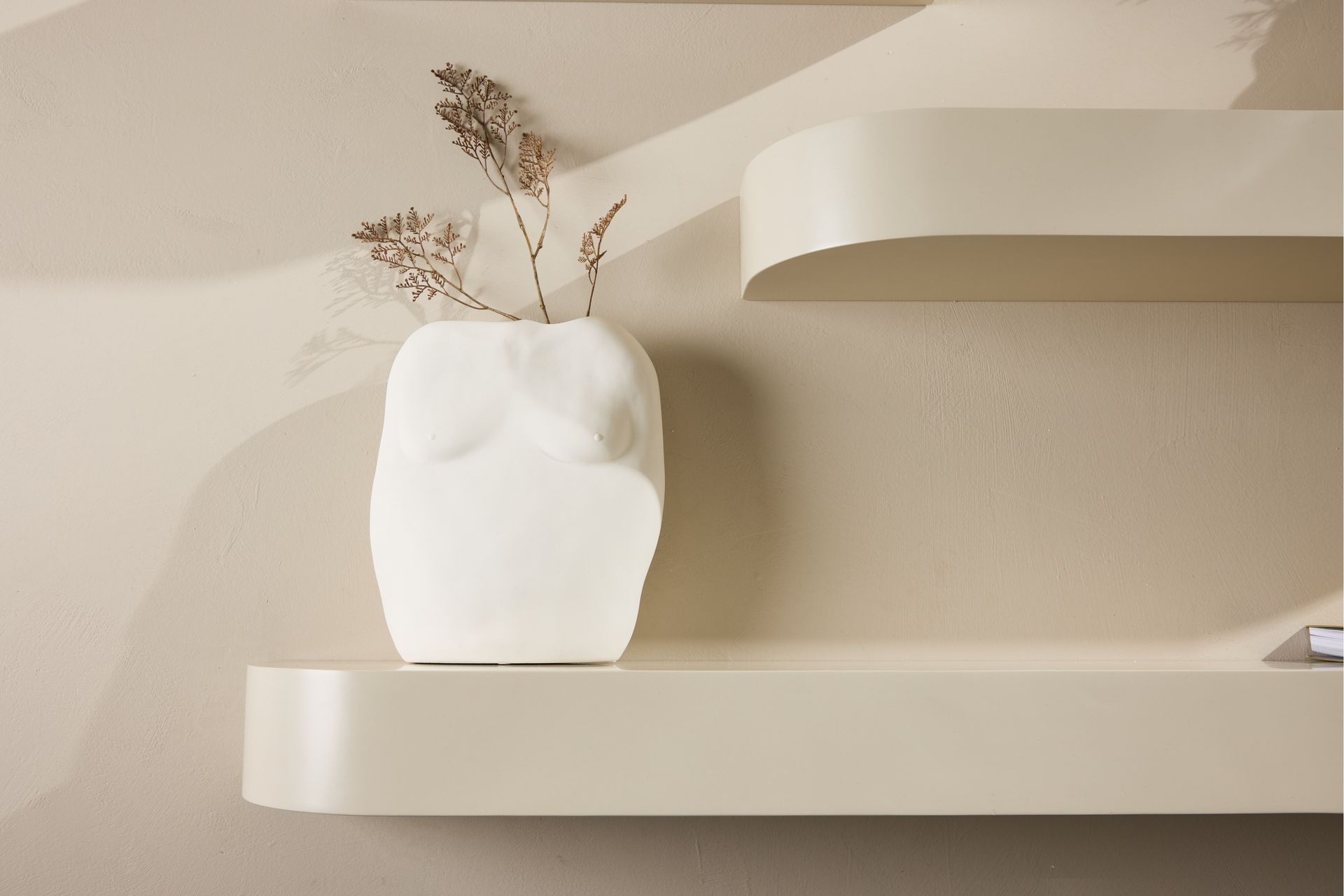 Glow Seinahylly 135 cm - Beige - Talo & remontointi - Keittiö & kylpyhuone - Keittiö & kodinhoitohuone - Keittiön sisustus - Keittiöhylly