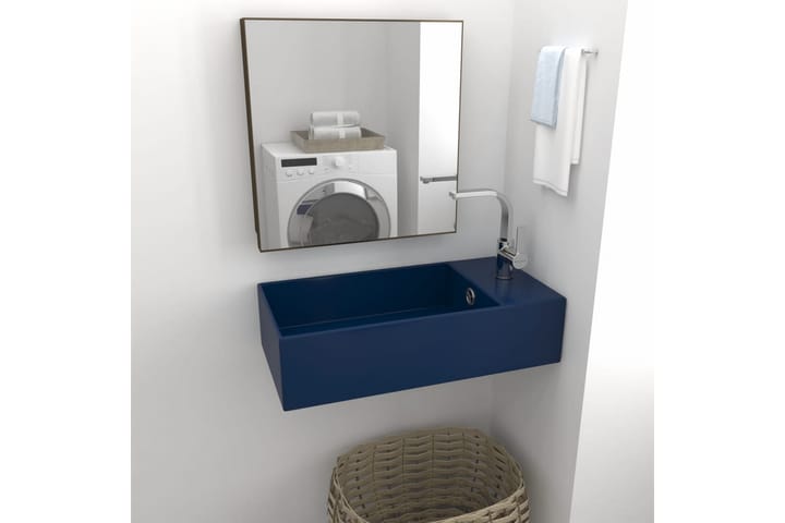 Kylpyhuoneen seinäkiinnitettävä pesuallas tummansininen - Pesuallas
