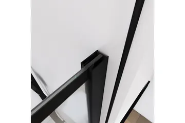 Suihkuseinä Hålahult 140x195 cm - Musta - Talo & remontointi - Keittiö & kylpyhuone - Kylpyhuone - Suihkukalusteet - Suihkuseinät