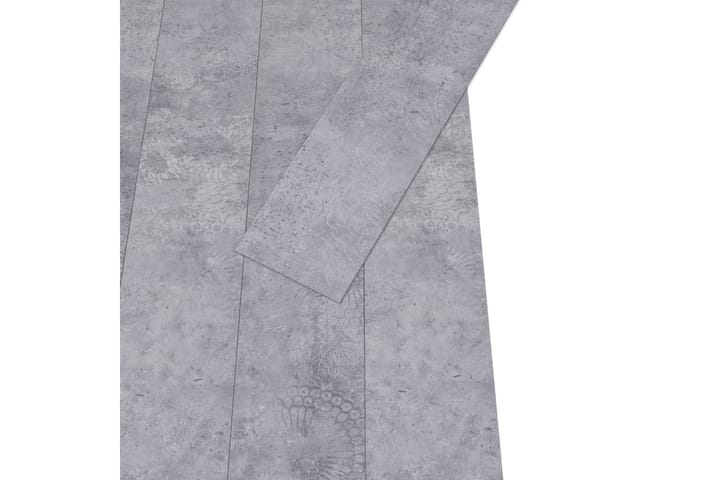 Itsekiinnittyvä PVC lattialankku 5,21 m² 2 mm sementinharmaa - Harmaa - Ritilä parvekkeelle - Lattia - Terassilaatat