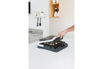Pöytägrilli Black+Decker Harjattu teräs Lämpötilan säädin 2000W - Piha & ulkoaltaat - Grillaus - Muut grillit - Kannettava grilli & retkigrilli