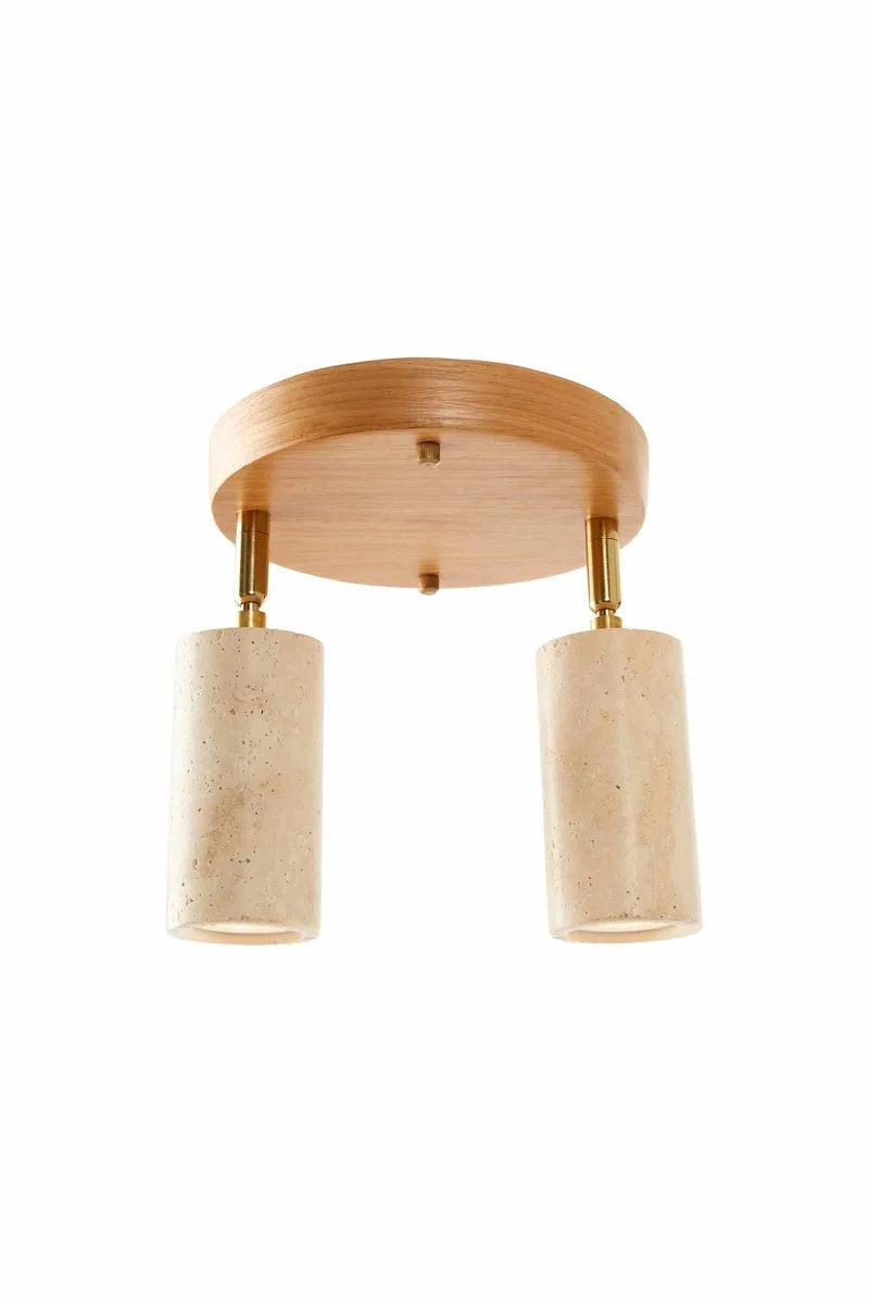 Nurtane kattovalaisin, undefined