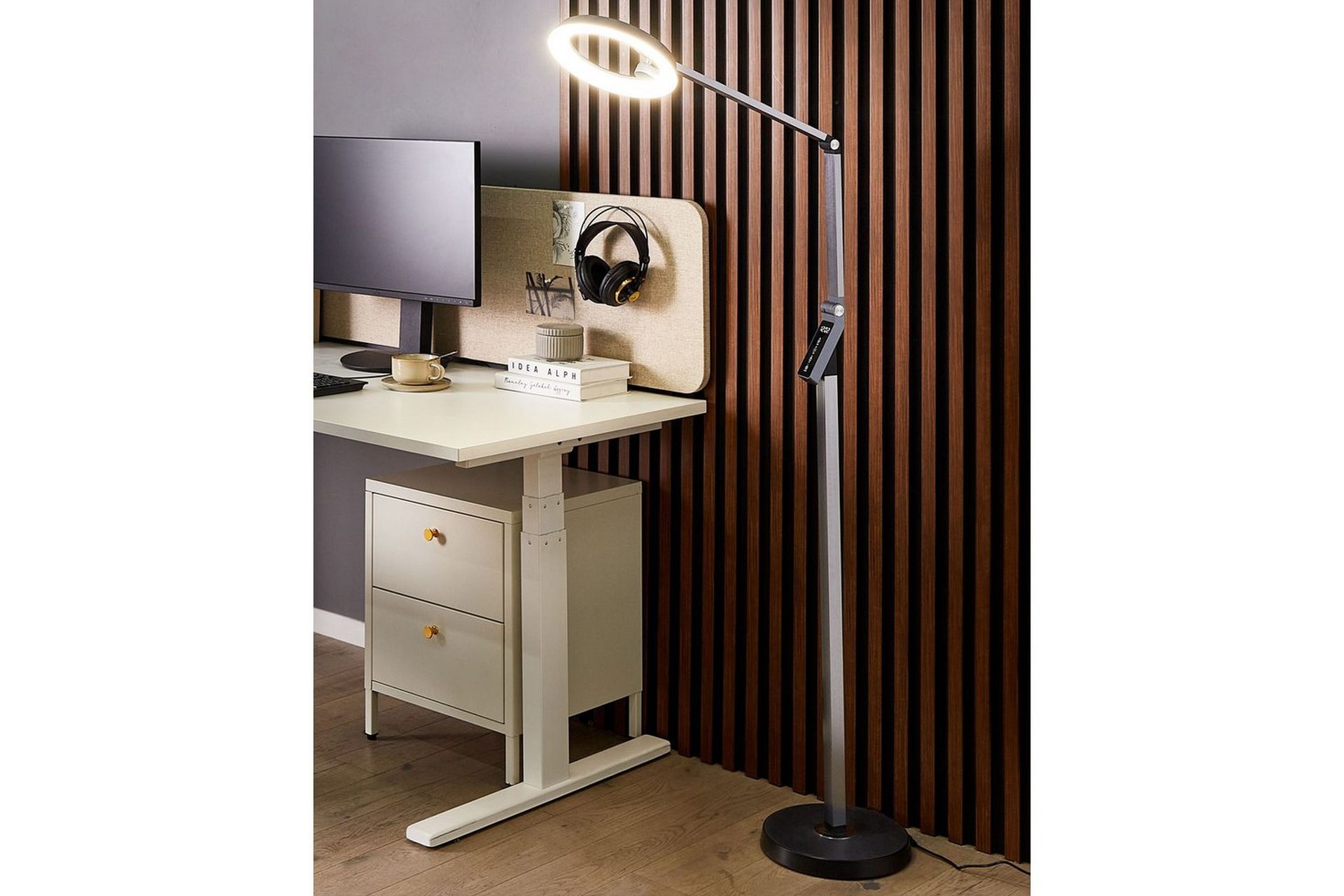 Anticar LED Lattiavalaisin 170 cm - Tummanharmaa - Valaistus - Sisävalaistus & lamput - Lattiavalaisin - 3-vartinen lattiavalaisin