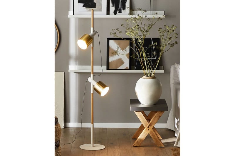 Kastoy Lattiavalaisin 125 cm - Monivärinen - Valaistus - Sisävalaistus & lamput - Lattiavalaisin - 3-vartinen lattiavalaisin