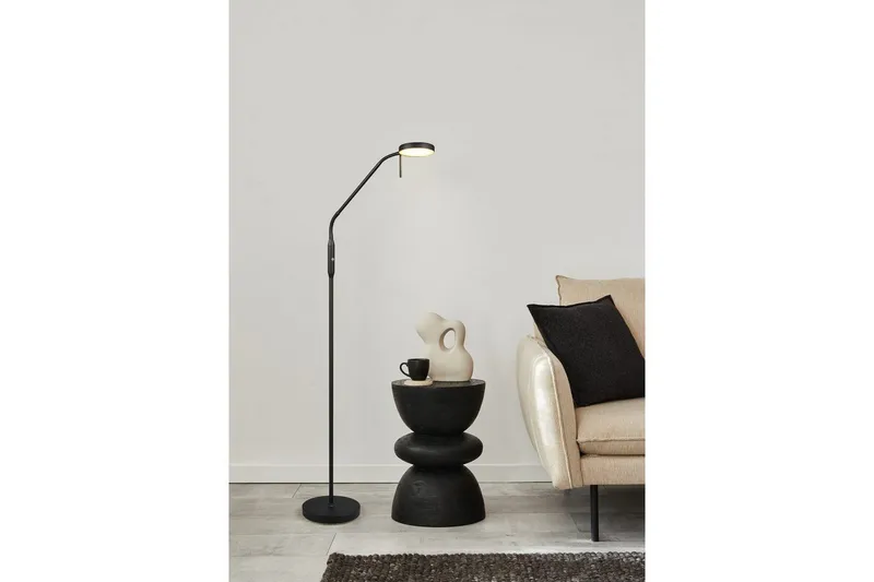 Lattiavalaisin TRIO Moreno Mattamusta - Mattamusta - Valaistus - Sisävalaistus & lamput - Lattiavalaisin - 3-vartinen lattiavalaisin