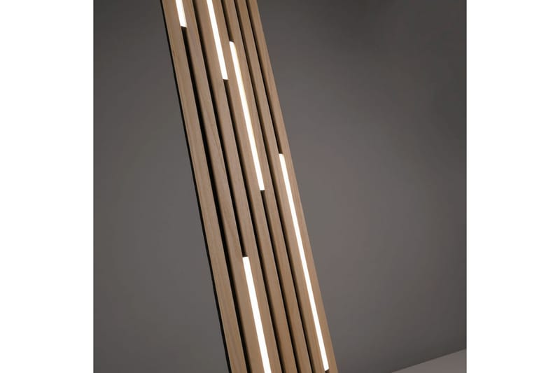 Q-Akustik Paul Neuhaus Lattiavalaisin - Valaistus - Sisävalaistus & lamput - Lattiavalaisin - 3-vartinen lattiavalaisin