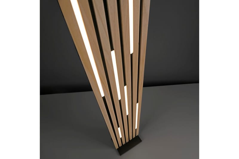 Q-Akustik Paul Neuhaus Lattiavalaisin - Valaistus - Sisävalaistus & lamput - Lattiavalaisin - 3-vartinen lattiavalaisin