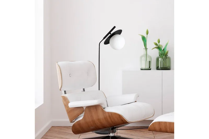 Sudattiavalaisin Cartin Musta - Musta - Valaistus - Sisävalaistus & lamput - Lattiavalaisin - 3-vartinen lattiavalaisin