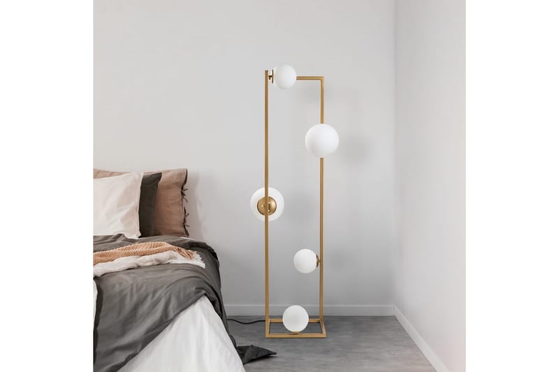 Sudattiavalaisin Kulma Kulta - Kulta - Valaistus - Sisävalaistus & lamput - Lattiavalaisin - 3-vartinen lattiavalaisin