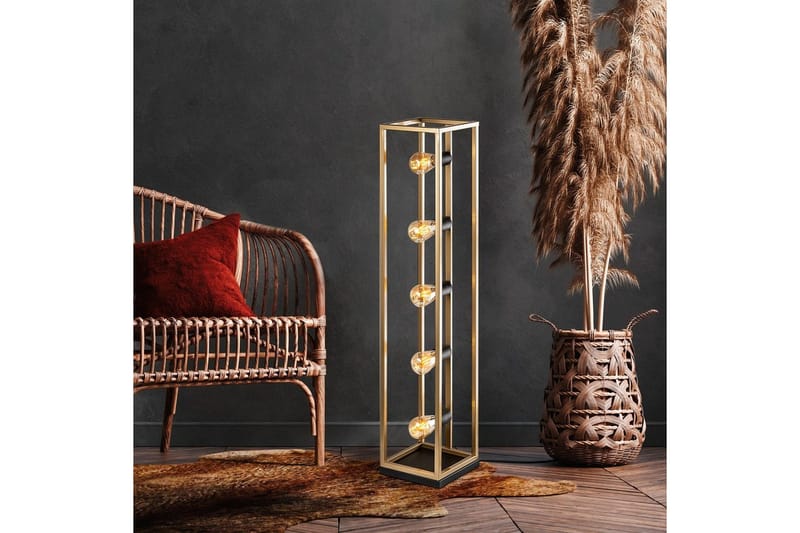 Sudattiavalaisin Orika Kulta - Kulta - Valaistus - Sisävalaistus & lamput - Lattiavalaisin - 3-vartinen lattiavalaisin