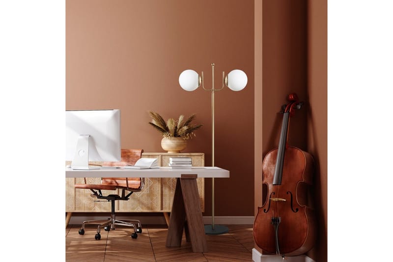 Sudattiavalaisin Sarvi Kulta - Kulta - Valaistus - Sisävalaistus & lamput - Lattiavalaisin - 3-vartinen lattiavalaisin