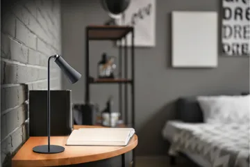 LED-Pöytävalaisin Maxi Ladattava Mattamusta - Trio - Valaistus - Sisävalaistus & lamput - Pöytävalaisin